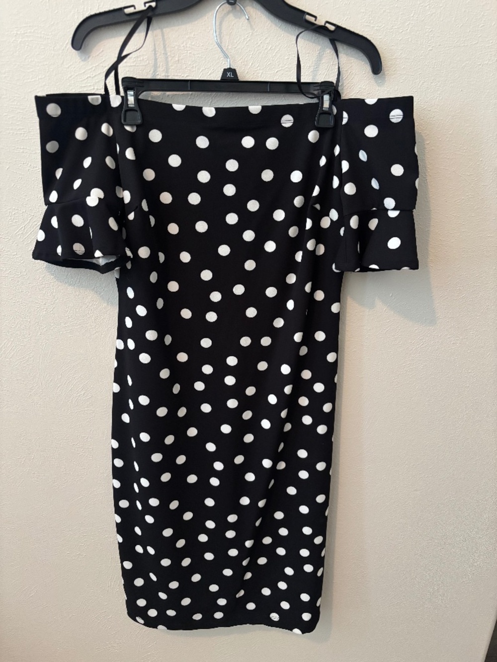 Rebecca B. Women's Black and White Polk Dots Off-The-Shoulder Dress - Size 16
